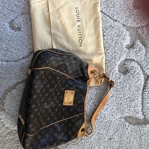 COPY - Louis Vuitton galliera GM discontinued bag